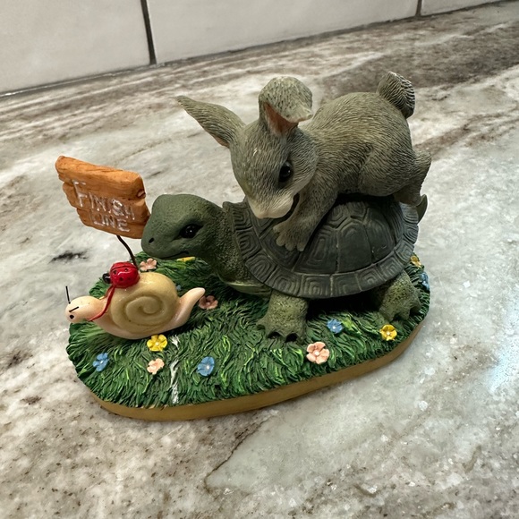 1998 Ltd Ed Charming Tails Fitz & Floyd " Steady Wins The Race" Turtle Bunny - Picture 3 of 11